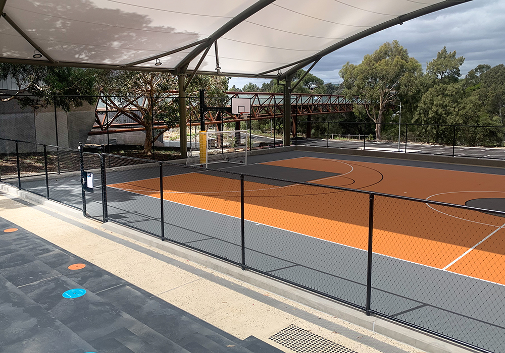 black PVC coated chain link mesh futsal court enclosure2